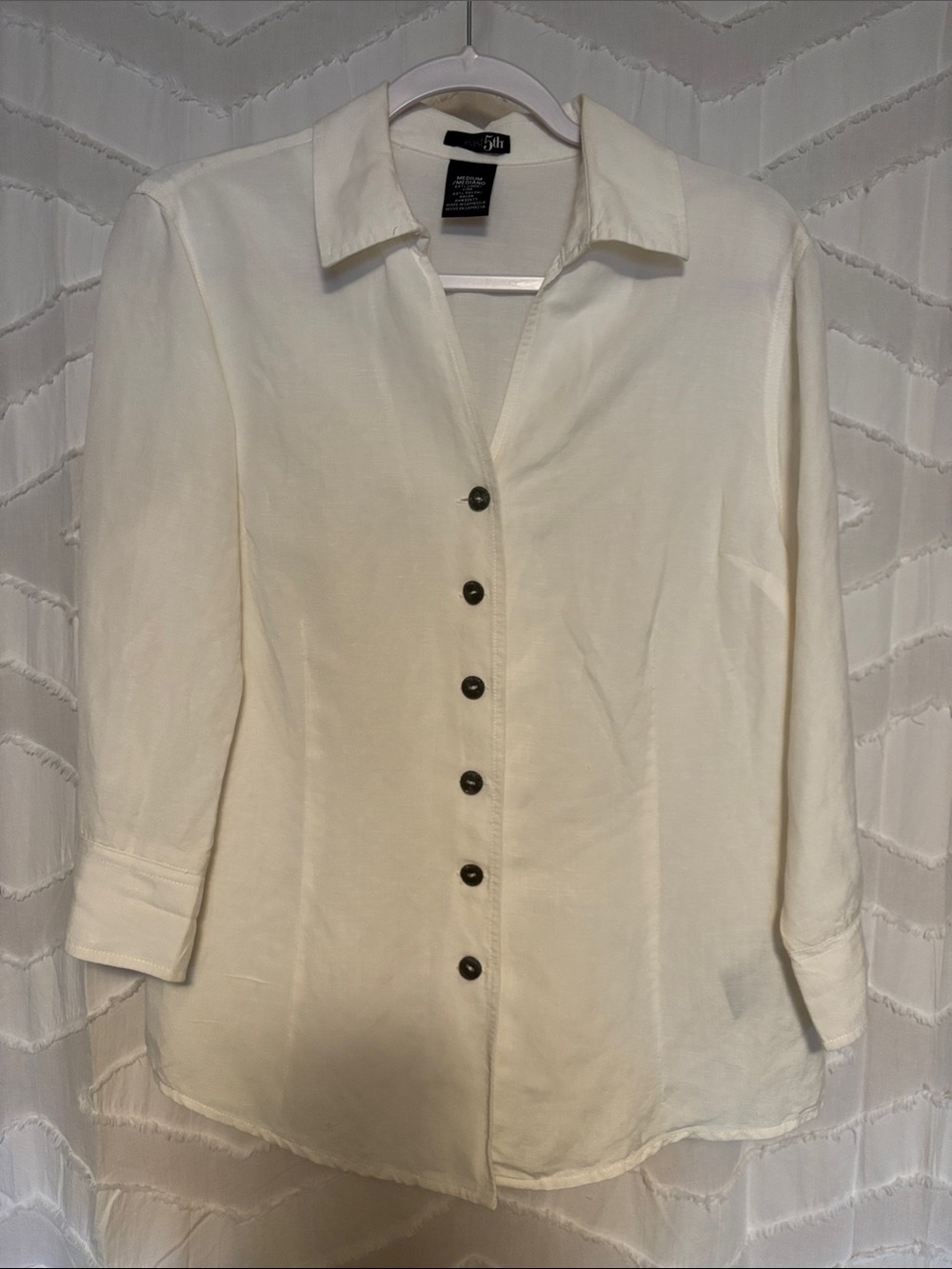 East 5th Cream Long-Sleeve Button-Down Shirt